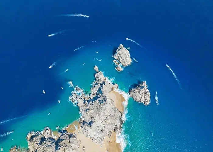 Cormoran 503 3br Prime Downtown Cabos Walk To Apartment