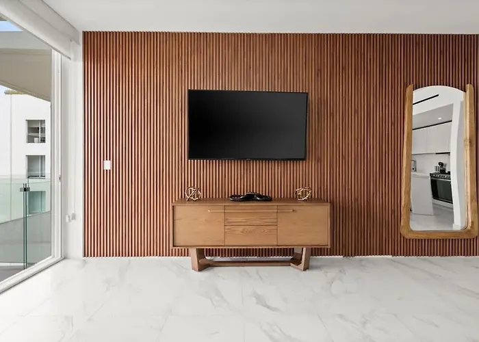 Cormoran 503 3br Prime Downtown Cabos Walk To