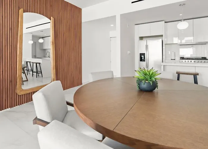 Apartment Cormoran 503 3br Prime Downtown Cabos Walk To
