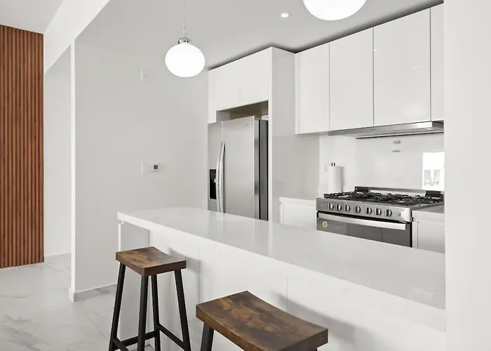 Cormoran 503 3br Prime Downtown Cabos Walk To *