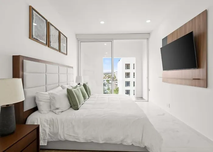 Cormoran 503 3br Prime Downtown Cabos Walk To Apartment Cabo San Lucas