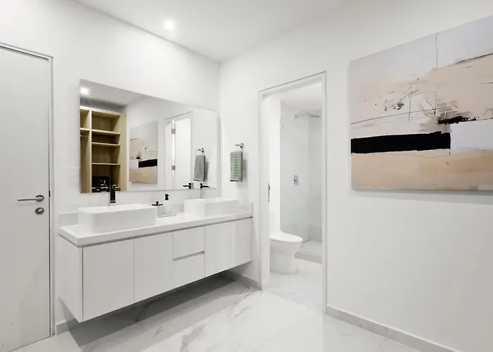 Apartment Cormoran 503 3br Prime Downtown Cabos Walk To